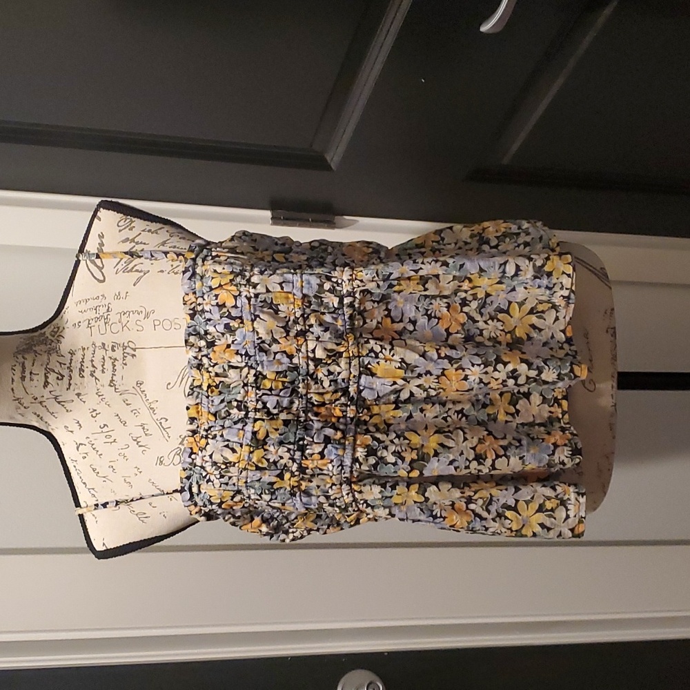 American Eagle Smocked Top Size XL